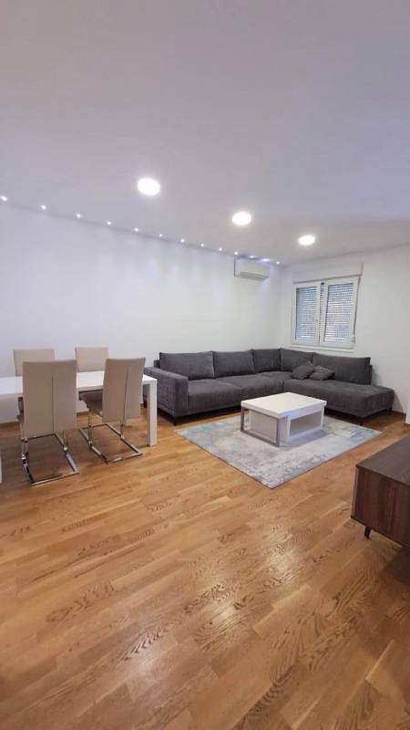 Podgorica, City Kvart, dvosoban stan 65m2